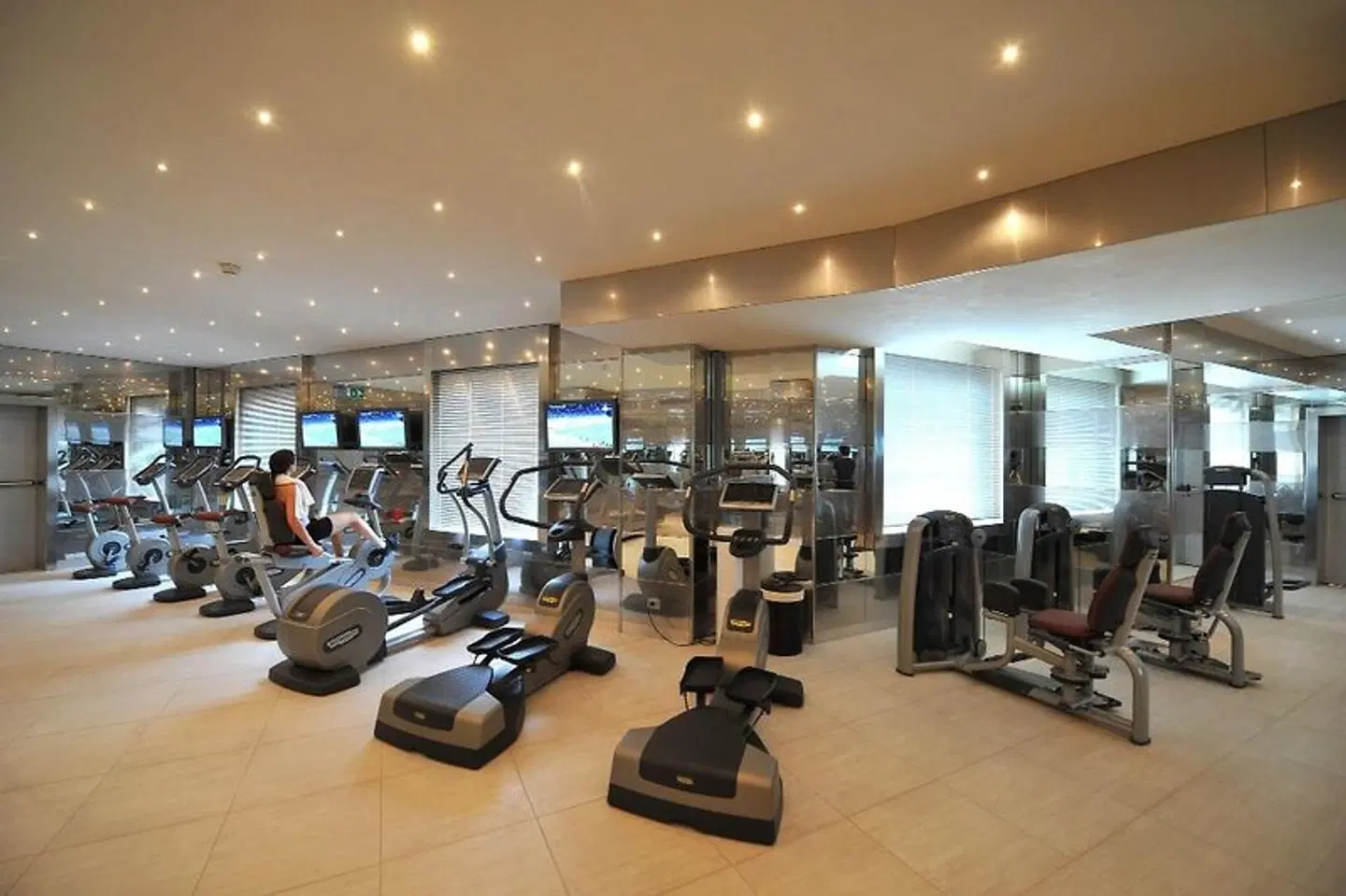 Royal Hotel Carlton SPORTS_AND_LEISURE