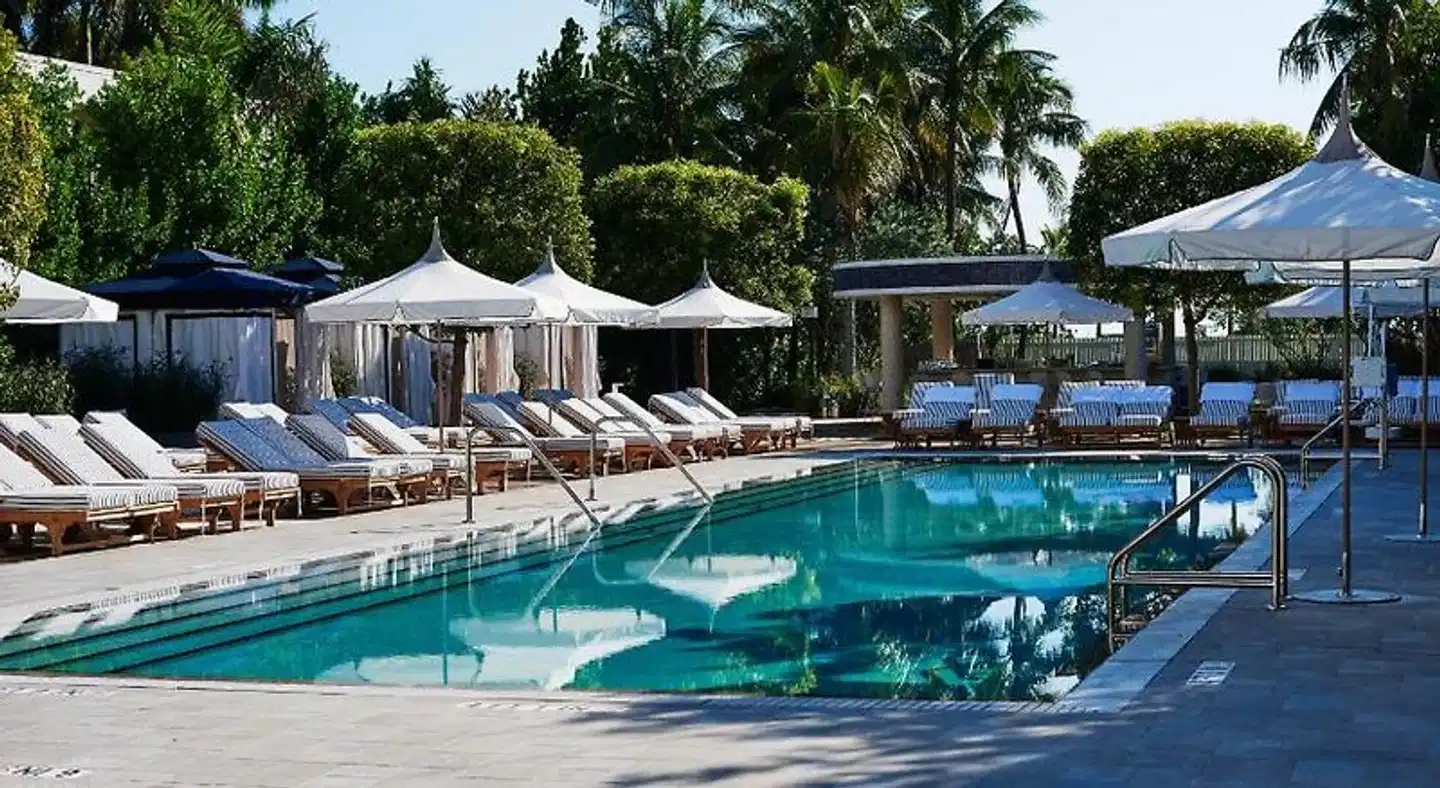 Nautilus Sonesta Miami Beach Pool