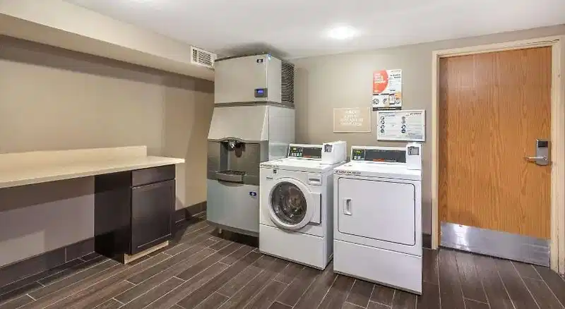 Best Western Plus North Las Vegas Inn & Suites – Hotelfoto