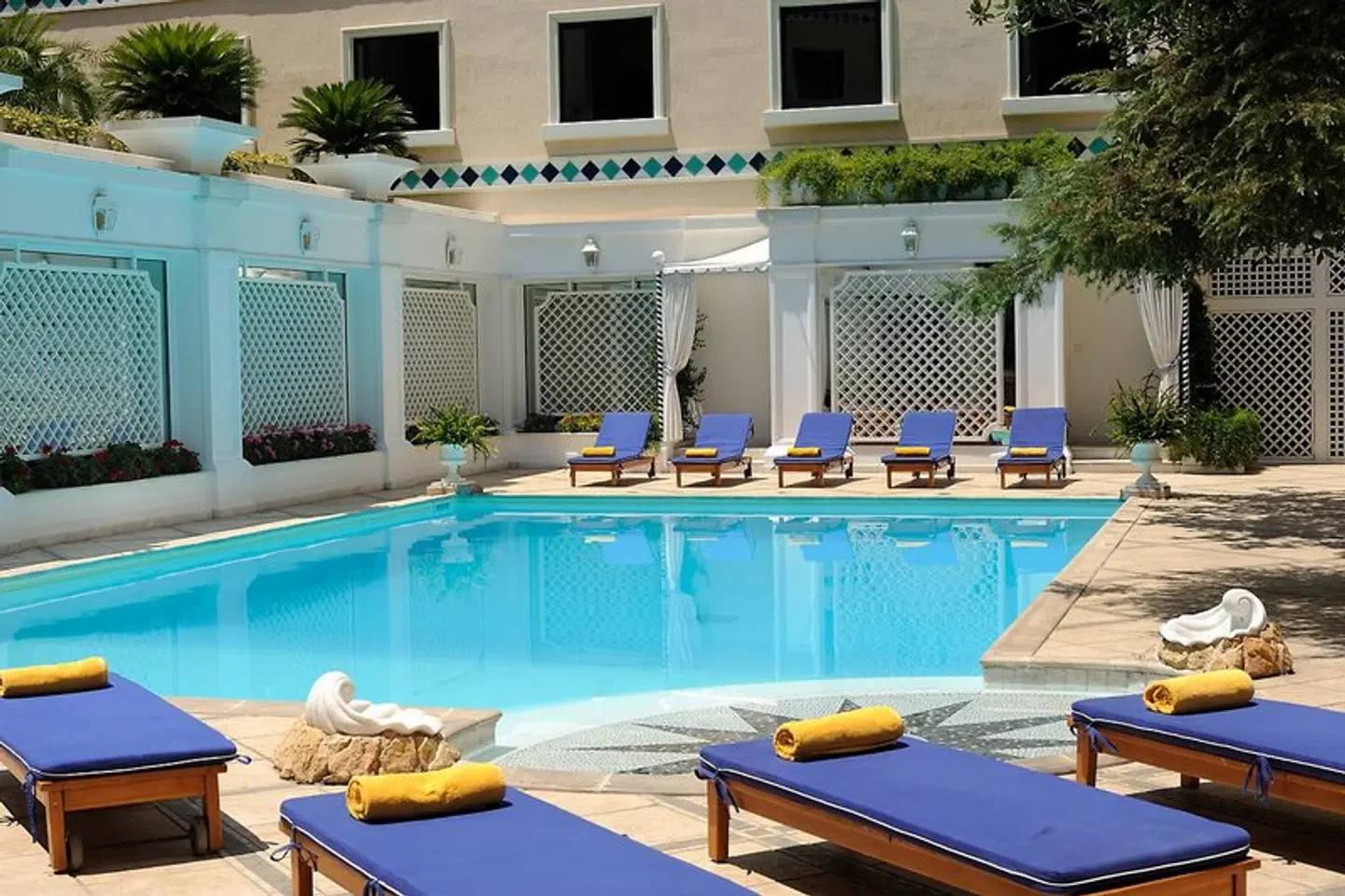 Royal Olympic Hotel OUTDOOR_POOL