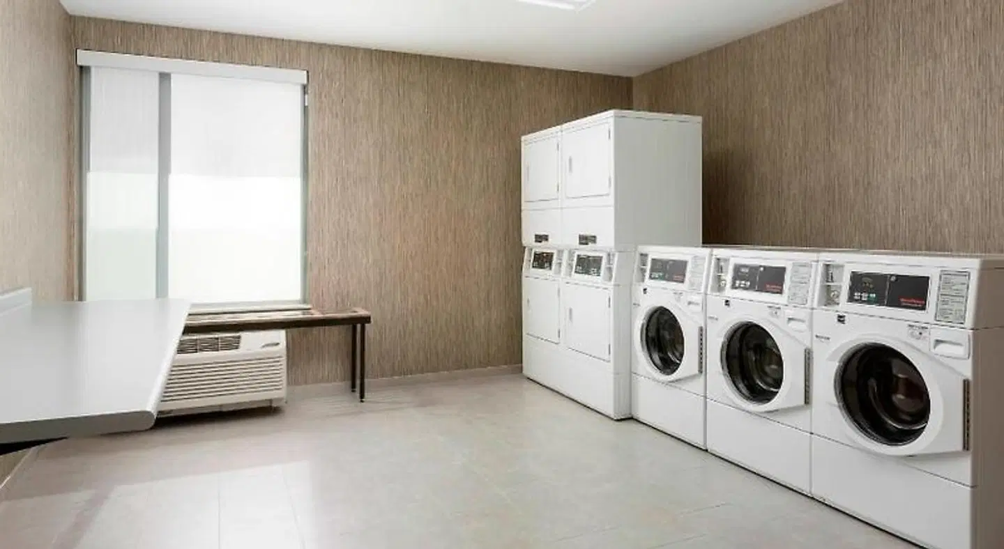 SpringHill Suites by Marriott Belmont Redwood Shores Badezimmer