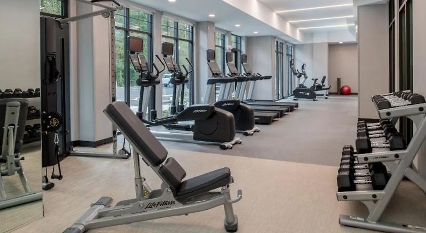 Courtyard by Marriott Olympia SPORTS_AND_LEISURE
