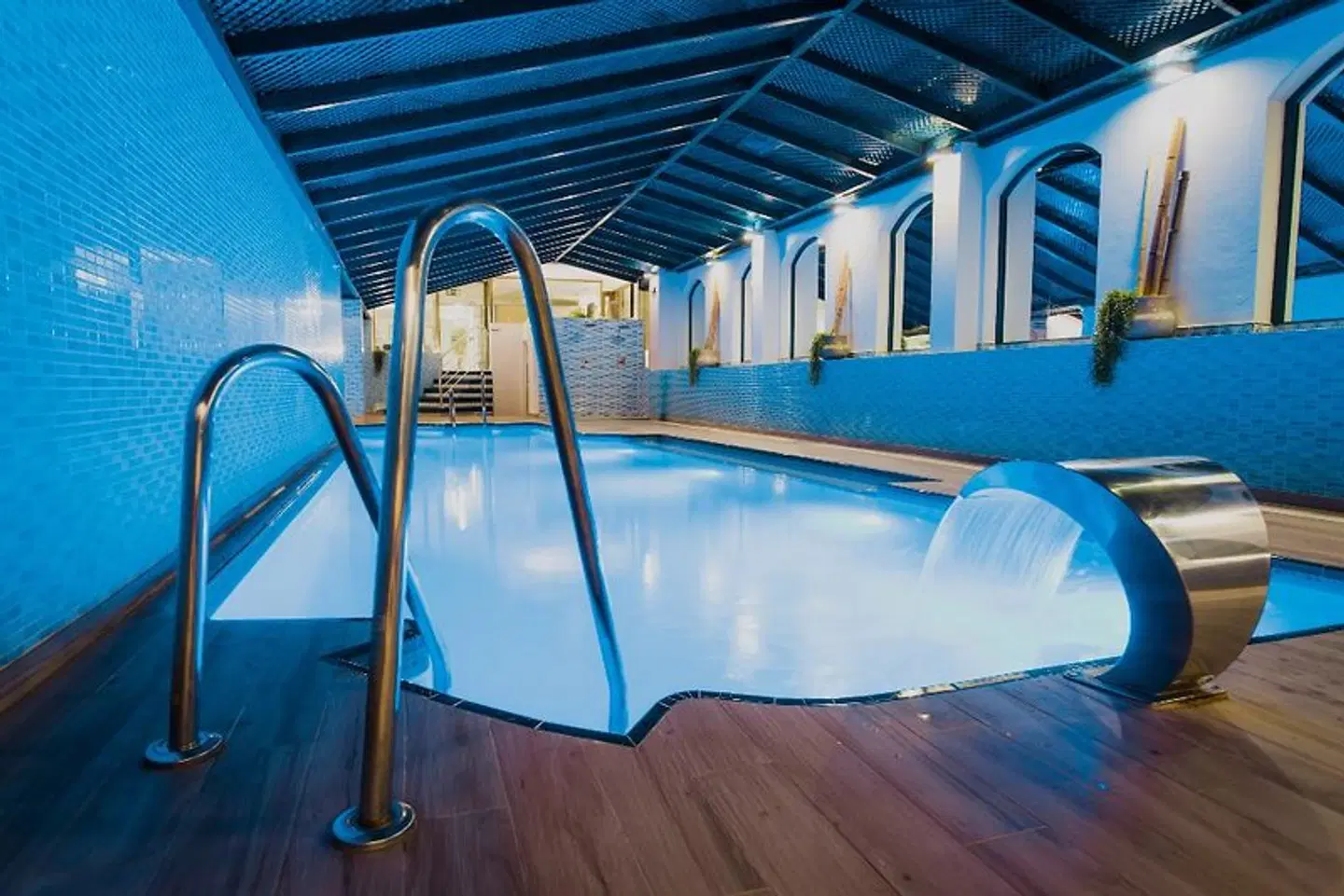 MS Aguamarina Hallenbad