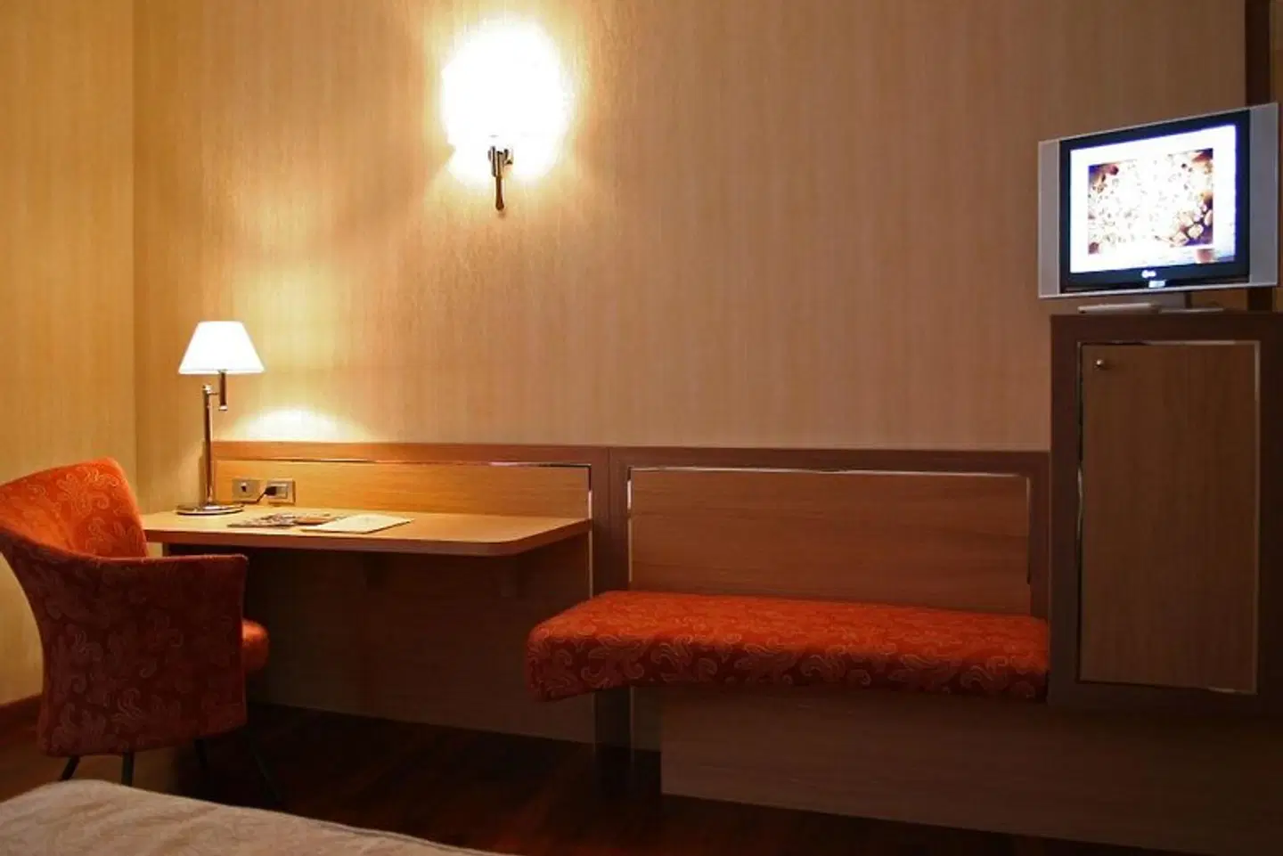 Poli Hotel ROOM_EXAMPLE