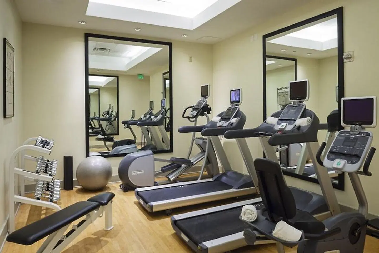 Hotel Teatro SPORTS_AND_LEISURE