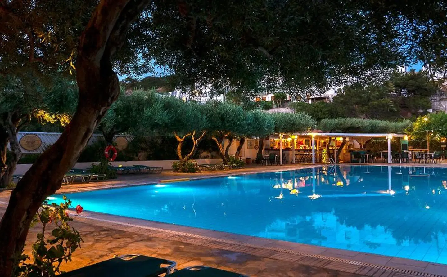 Villea Village OUTDOOR_POOL