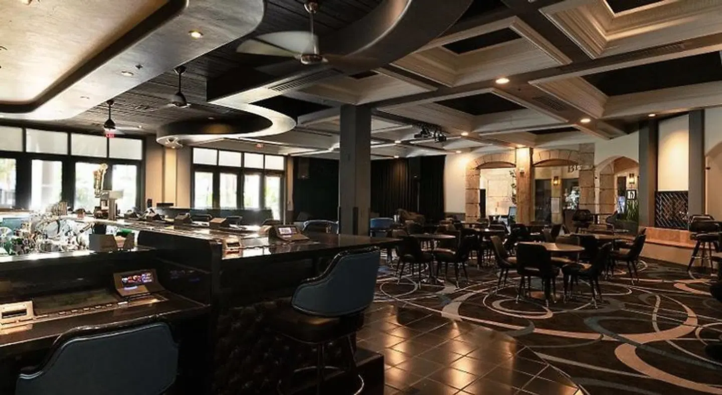 Tuscany Suites & Casino Bar