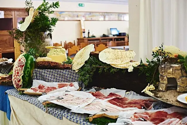 Parco Blu Club Resort Restaurant