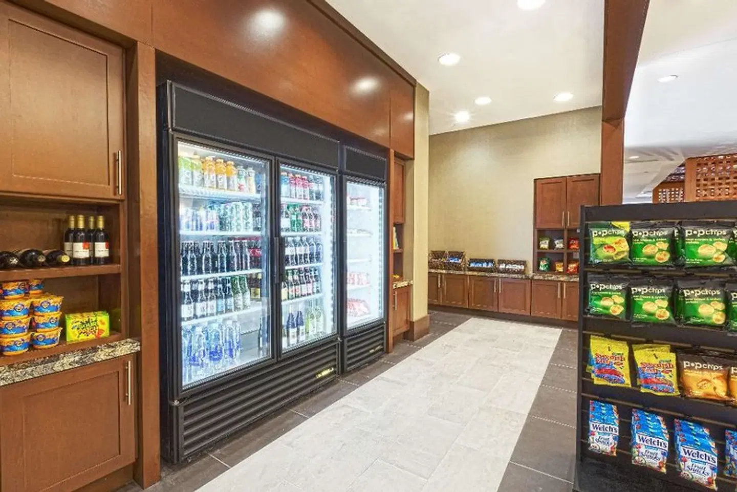 Hampton Inn Houston Downtown Bar
