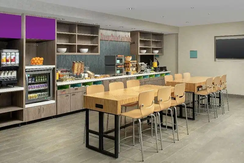 Home2 Suites by Hilton Phoenix Airport South – Hotelfoto