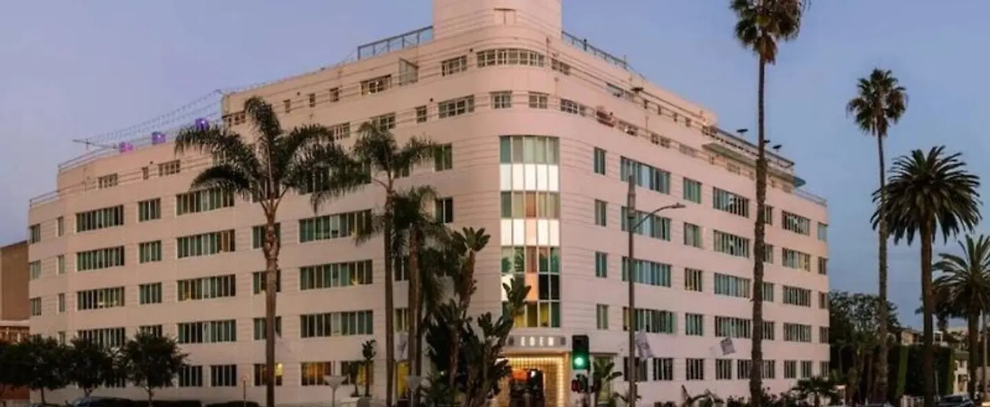 The Eden Hotel EXTERIOR