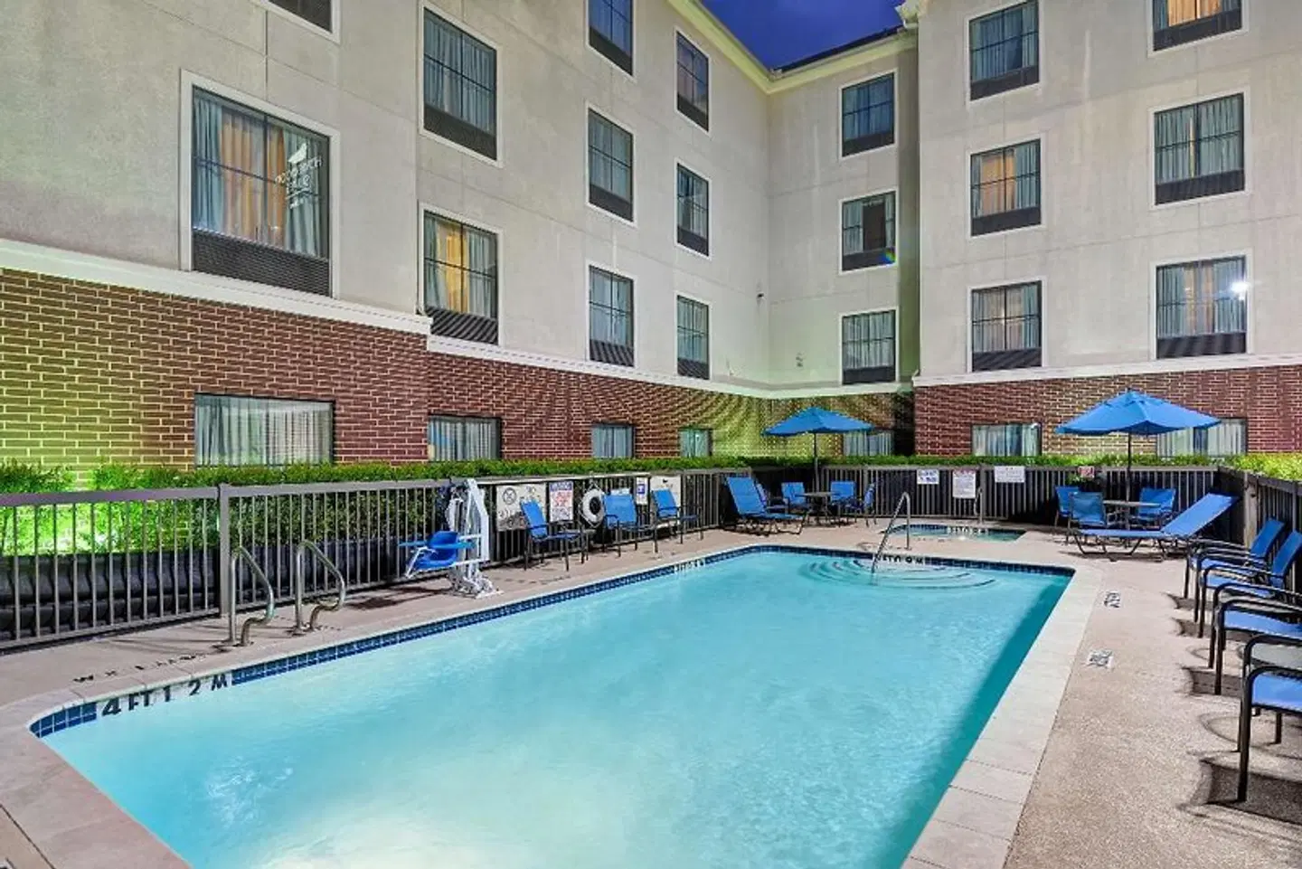 Homewood Suites by Hilton Houston West-Energy Corridor OUTDOOR_POOL