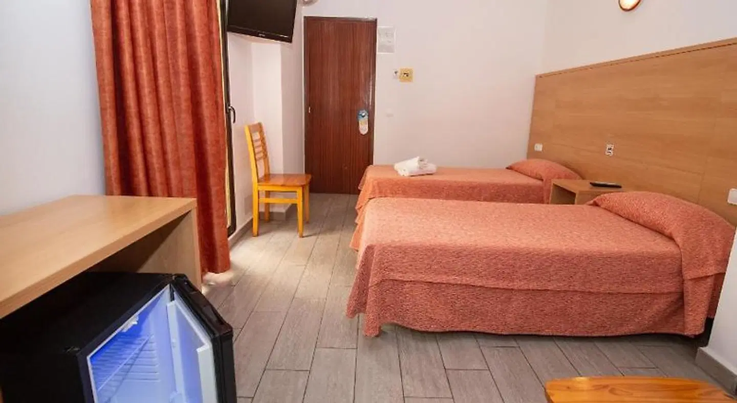 Montaña Hostal ROOM_EXAMPLE