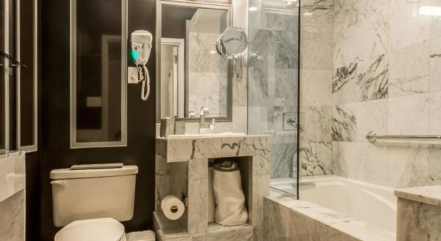 Franklin Guesthouse Badezimmer