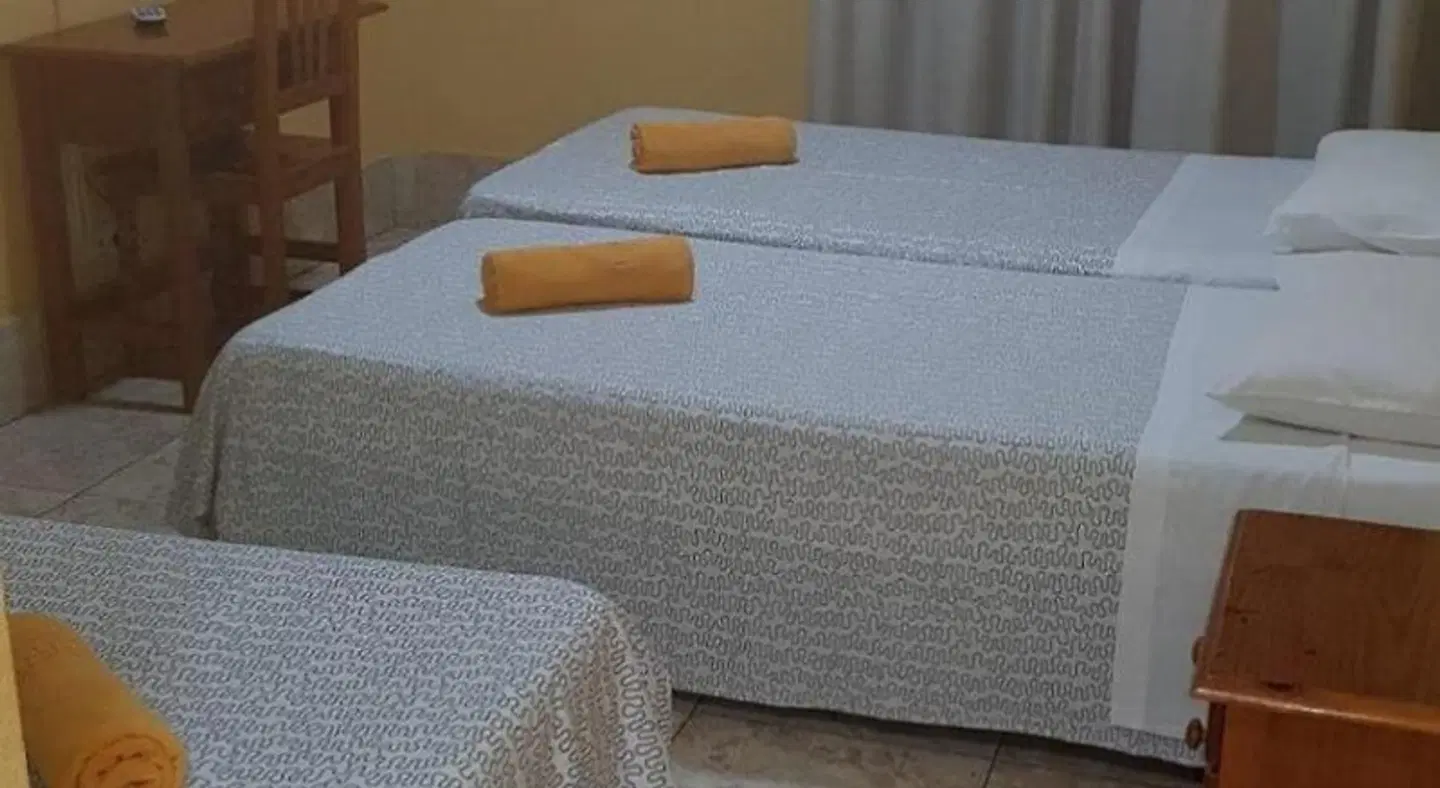 Hotel Residencia Cardona ROOM_EXAMPLE