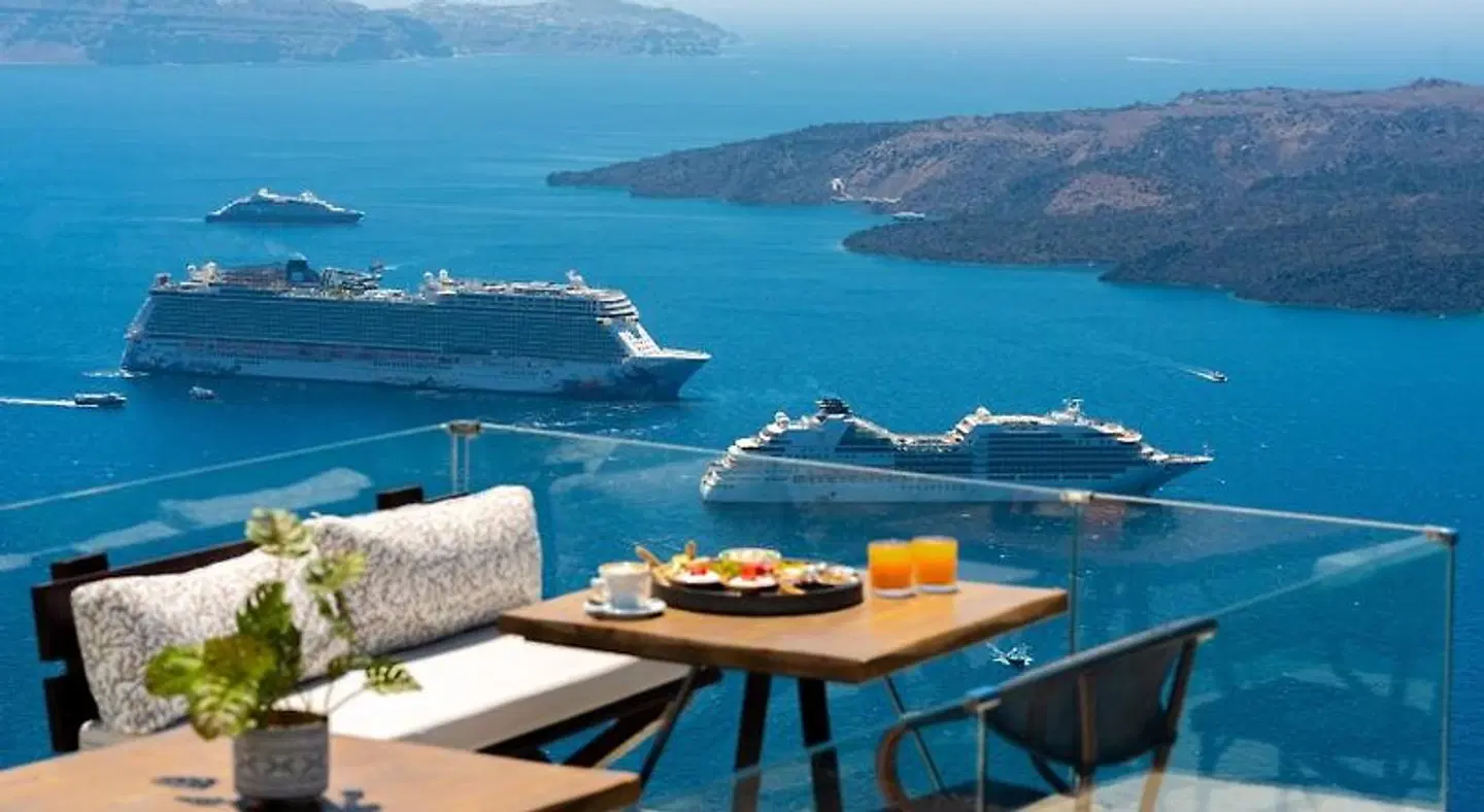 Daydream Luxury Suites Terrasse