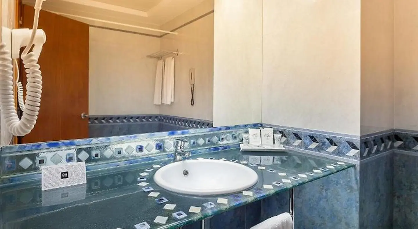 Hotel RH Vinaros Playa Badezimmer
