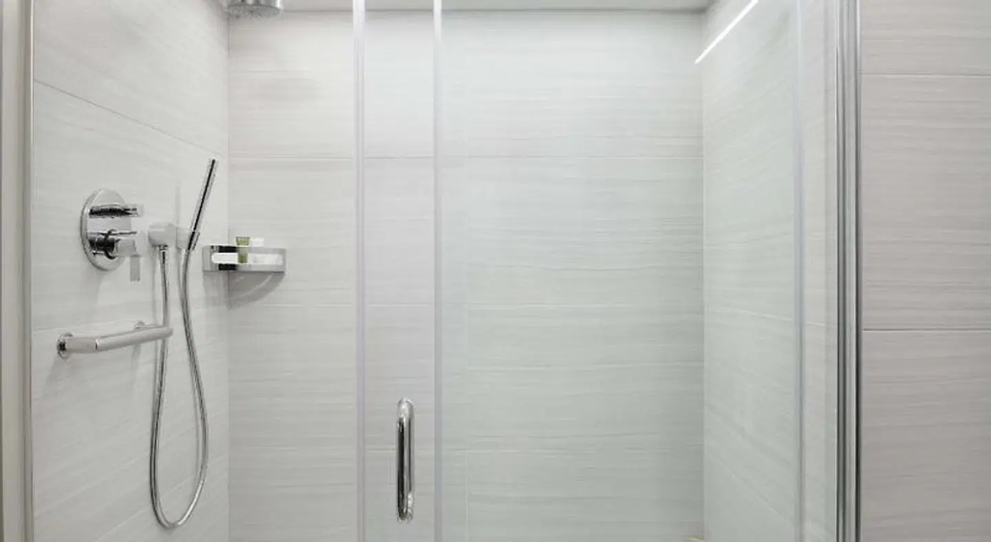 Hilton Washington DC National Mall Badezimmer