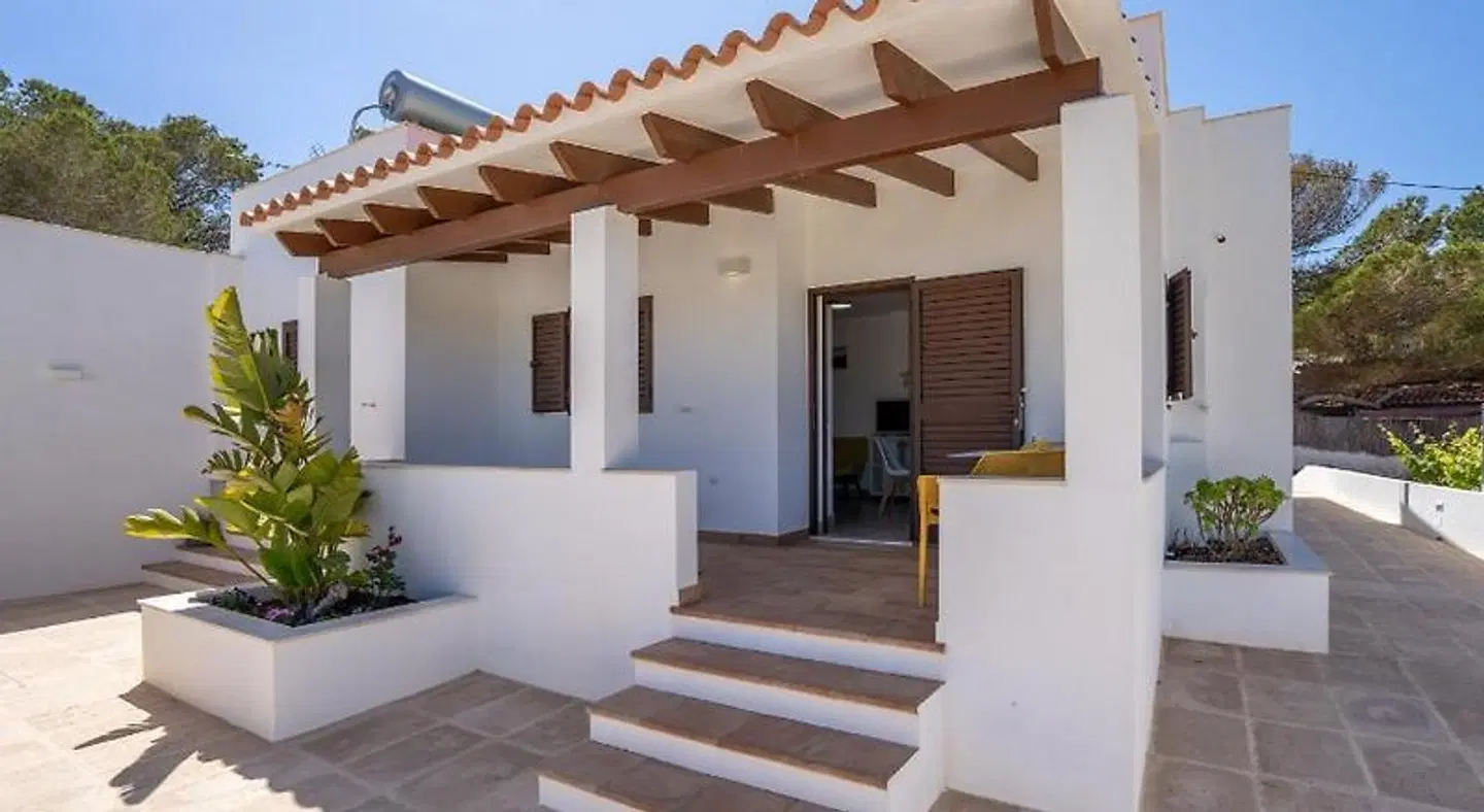 Stella Maris EXTERIOR