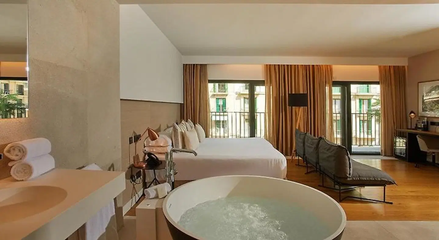 Nakar ROOM_EXAMPLE
