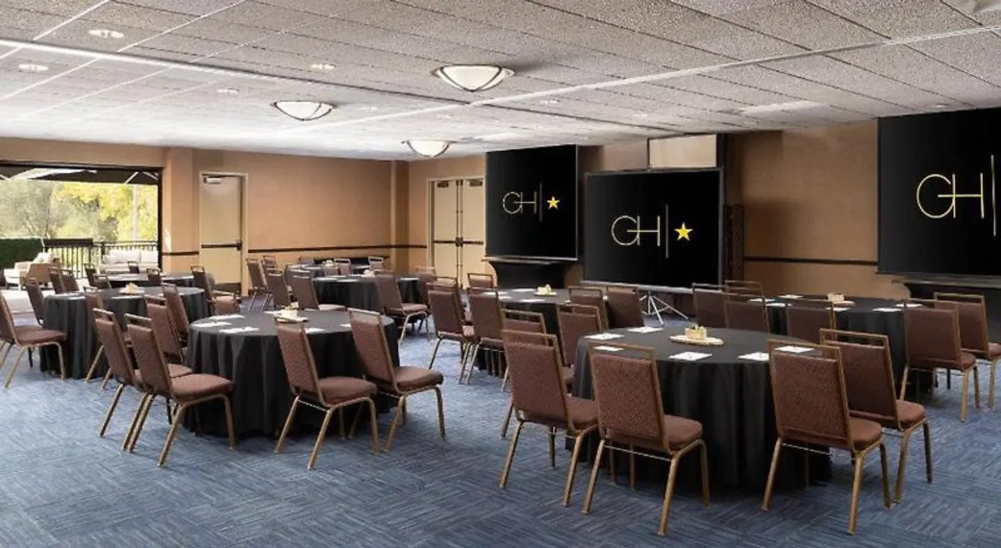 The Golden Hotel Near Coors Brewery, an Ascend Hotel Collection Konferenz