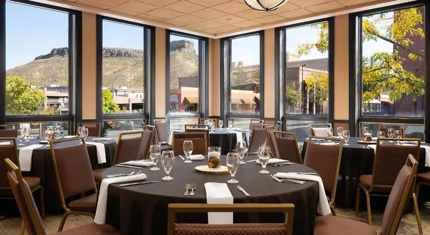 The Golden Hotel Near Coors Brewery, an Ascend Hotel Collection Restaurant