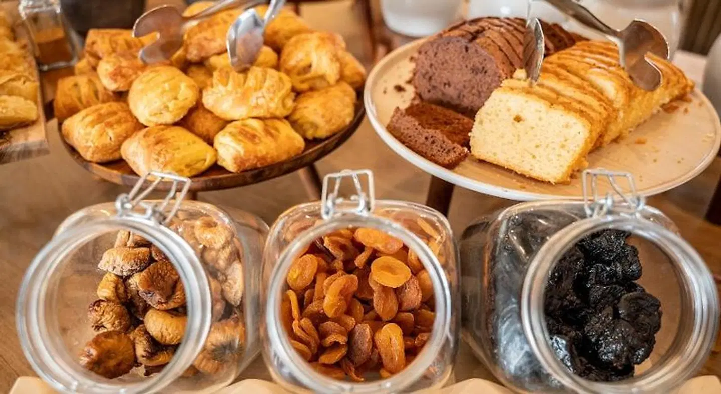 Mythos Suites Hotel Restaurant