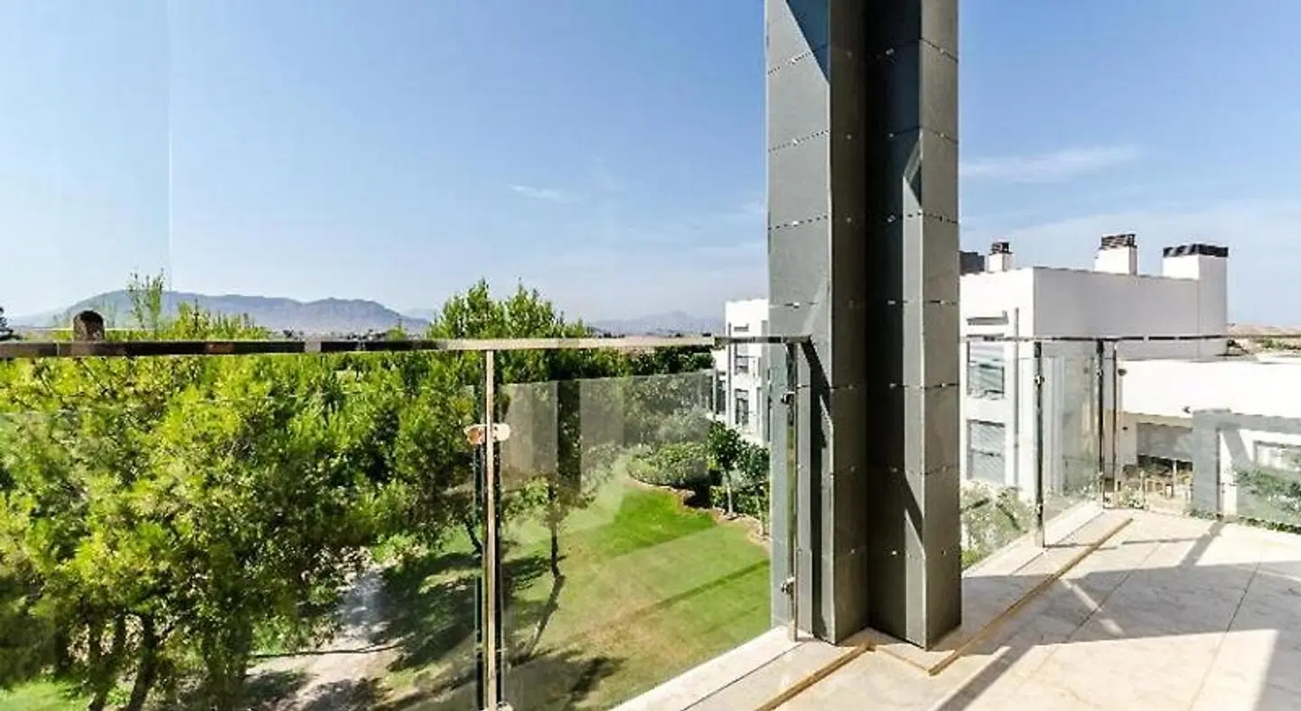 El Plantio Golf Resort EXTERIOR