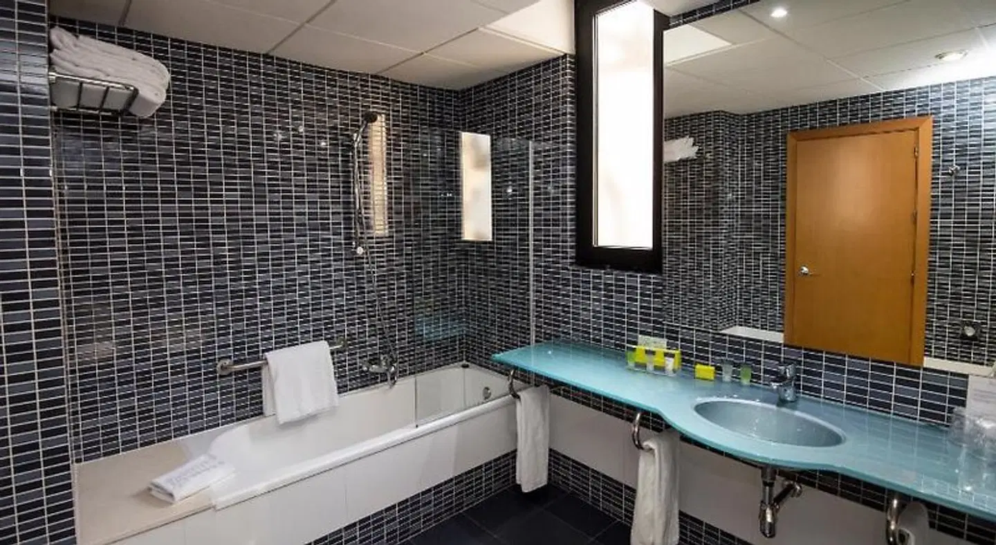 Eurostars Malaga Badezimmer
