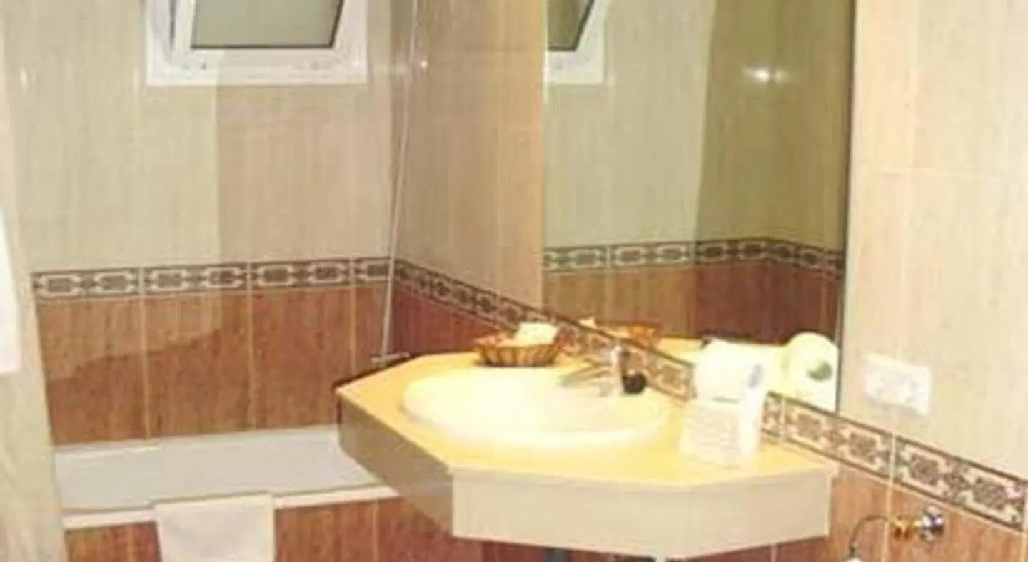 El Faro Marbella Badezimmer