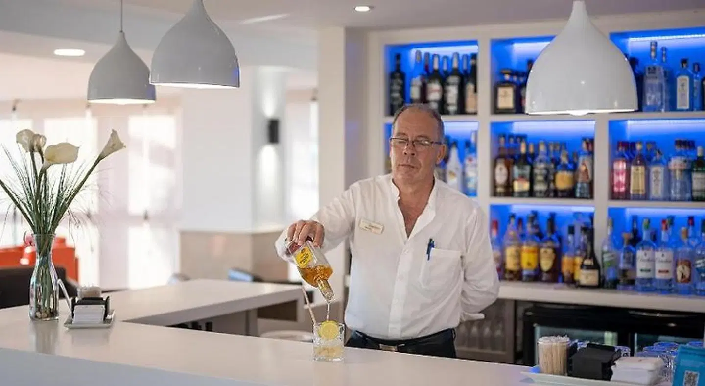 Hotel Playas de Torrevieja PEOPLE