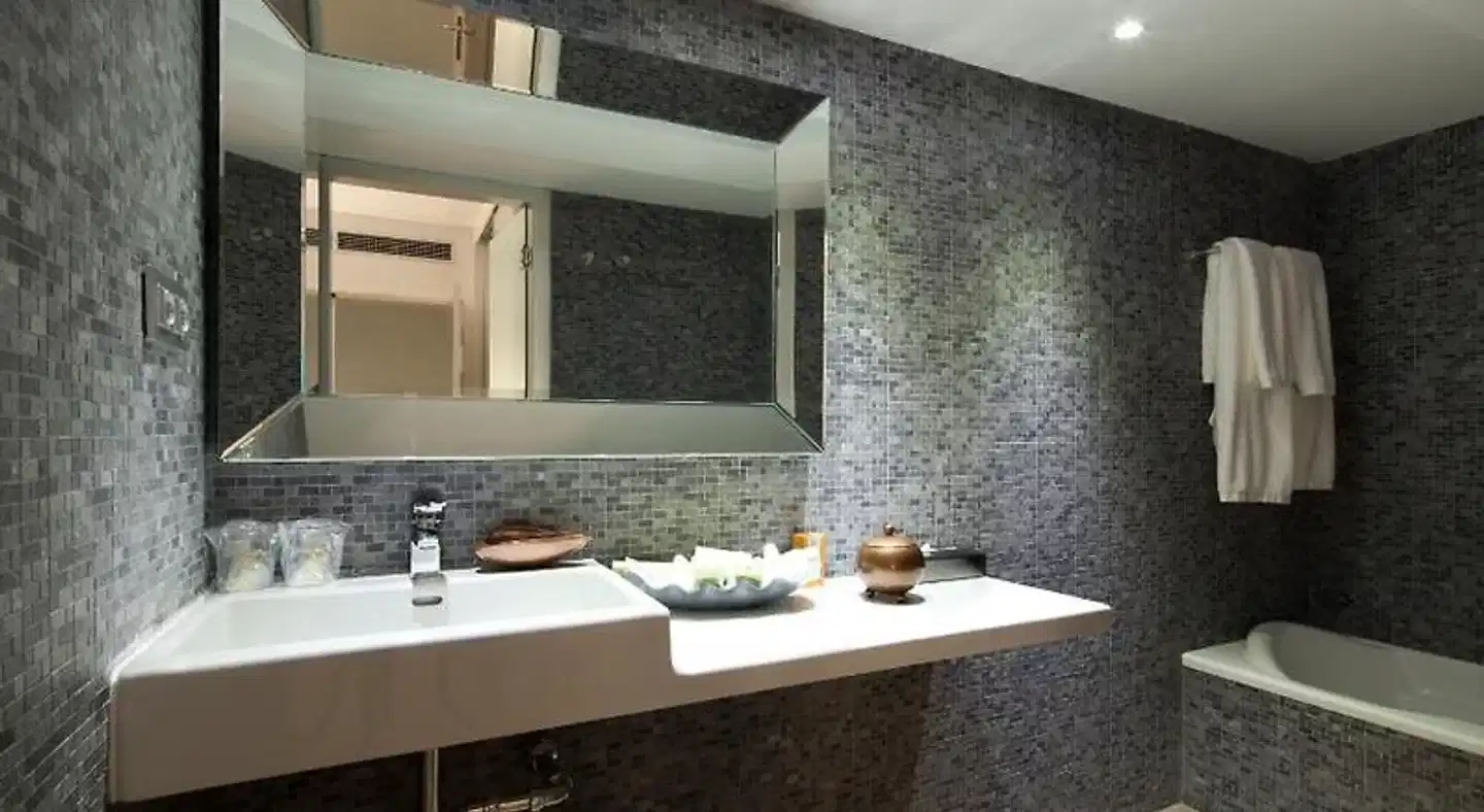 Ibiza Corso & Spa Badezimmer