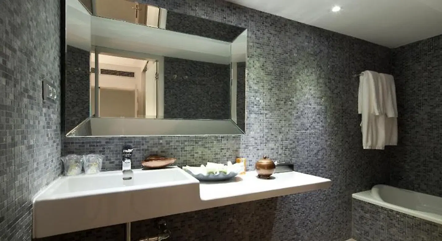 Ibiza Corso & Spa Badezimmer