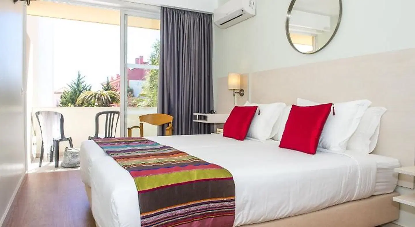 Hotel Londres Estoril ROOM_EXAMPLE