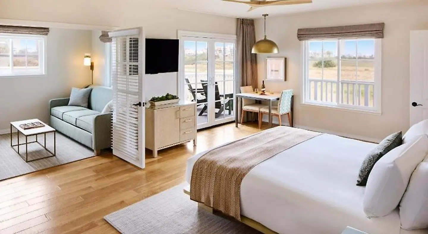 Inn at Playa del Rey ROOM_EXAMPLE