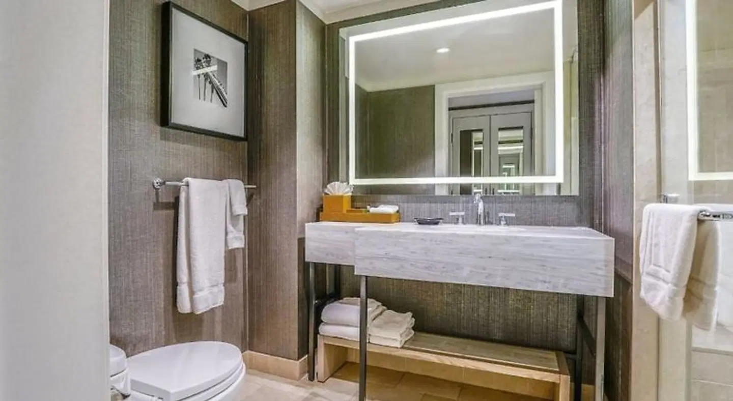 Hotel Amarano Burbank - Hollywood Badezimmer