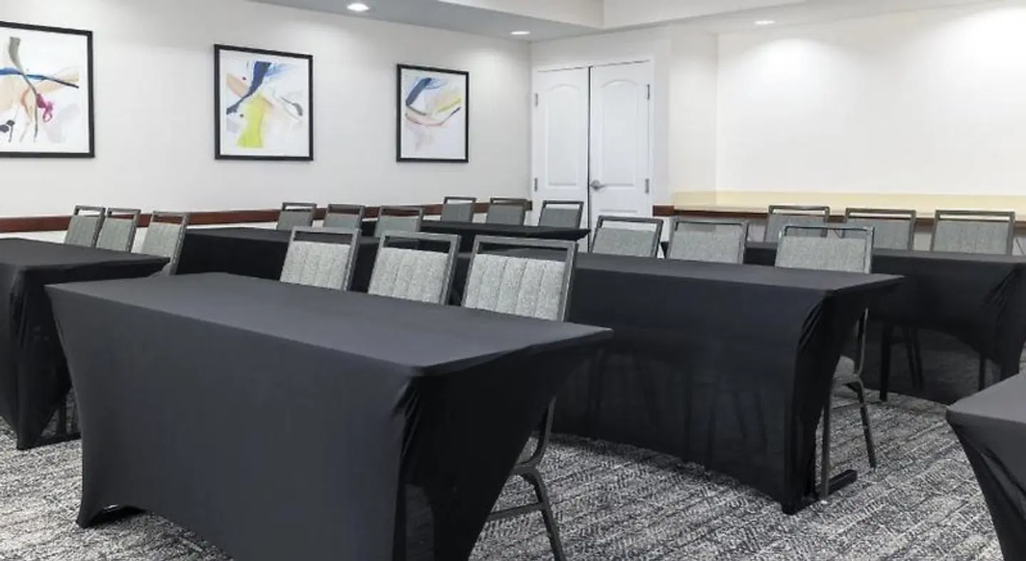 Staybridge Suites Denver Stapleton by IHG Konferenz