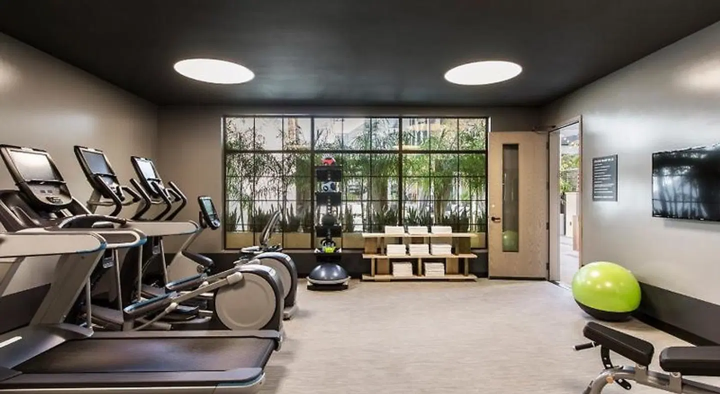 Kimpton La Peer Hotel SPORTS_AND_LEISURE