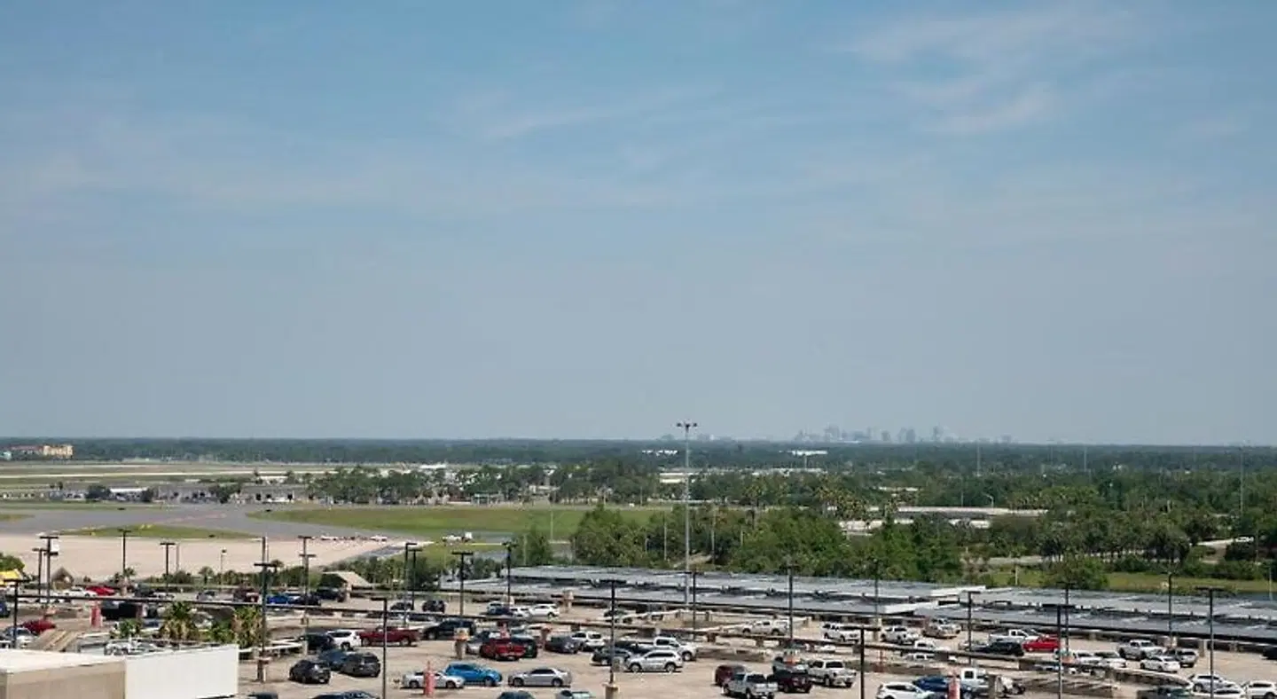Hyatt Regency Orlando International Airport Strand