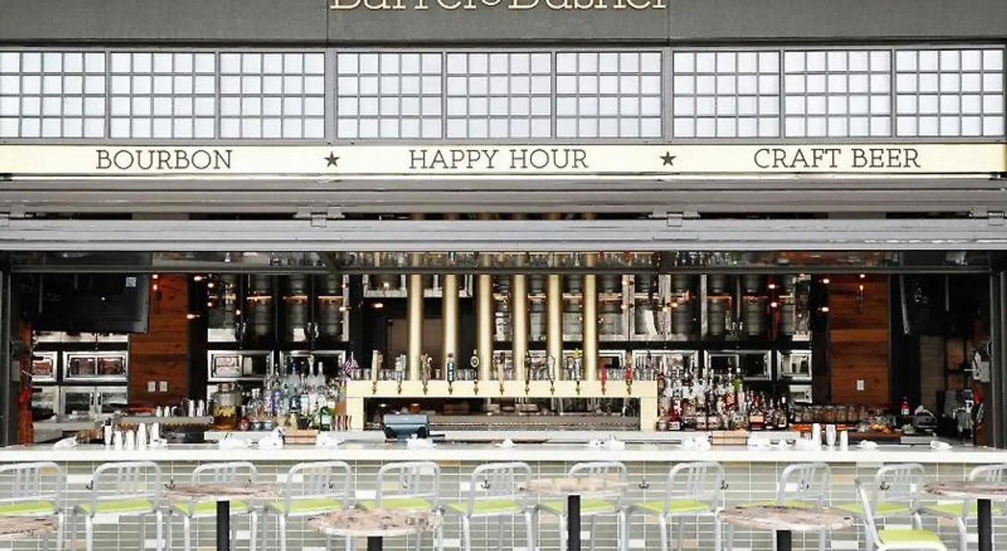 Hyatt Regency Tysons Corner Center Bar