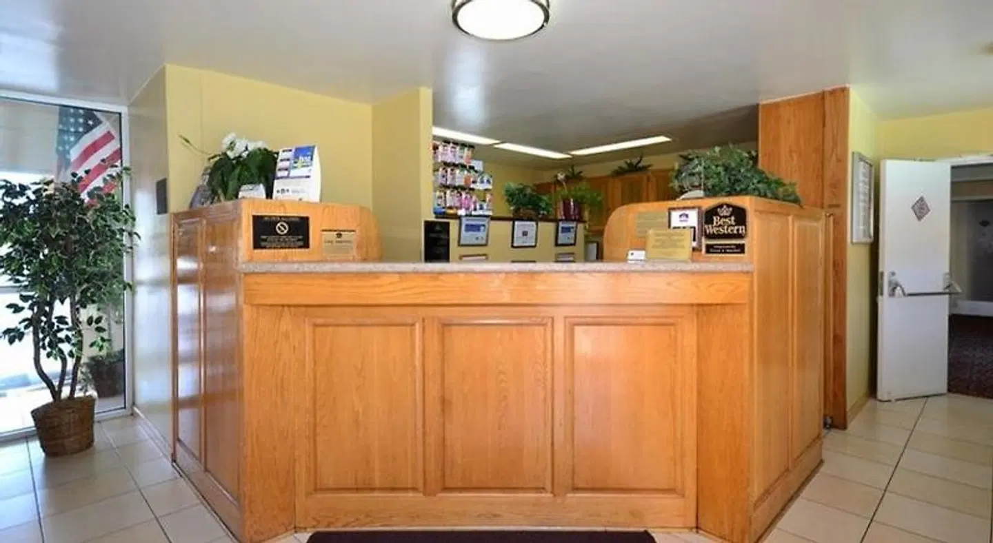 Best Western Canoga Park Motor Inn LOUNGE_LOBBY