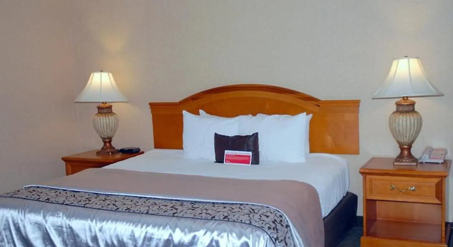 Ramada by Wyndham Olympia ROOM_EXAMPLE