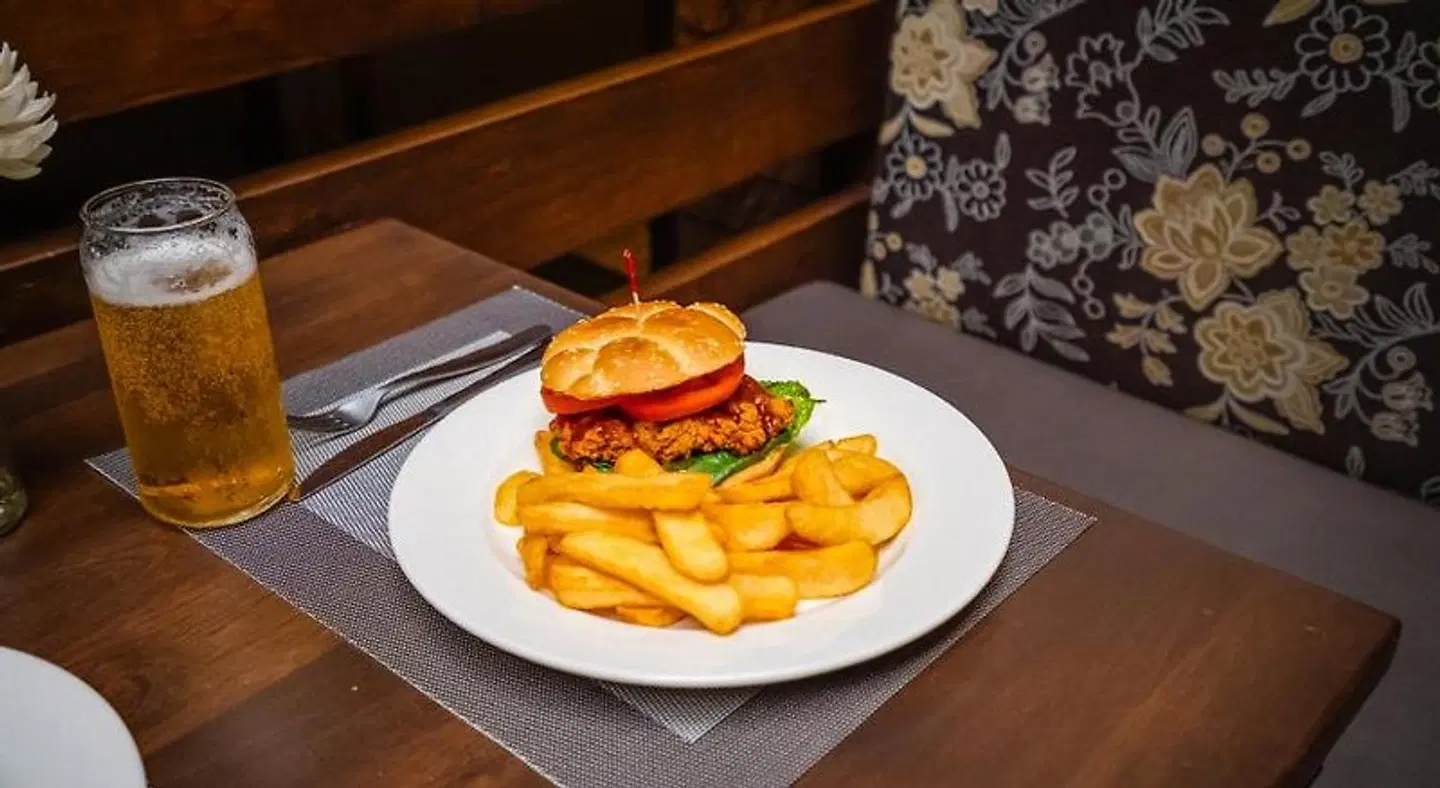 Monte Carlo Inn Airport Suites Restaurant