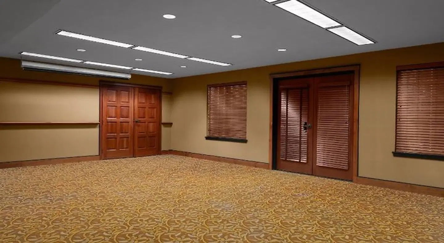 Larkspur Landing Bellevue-An All-Suite Hotel HEALTH_BEAUTY