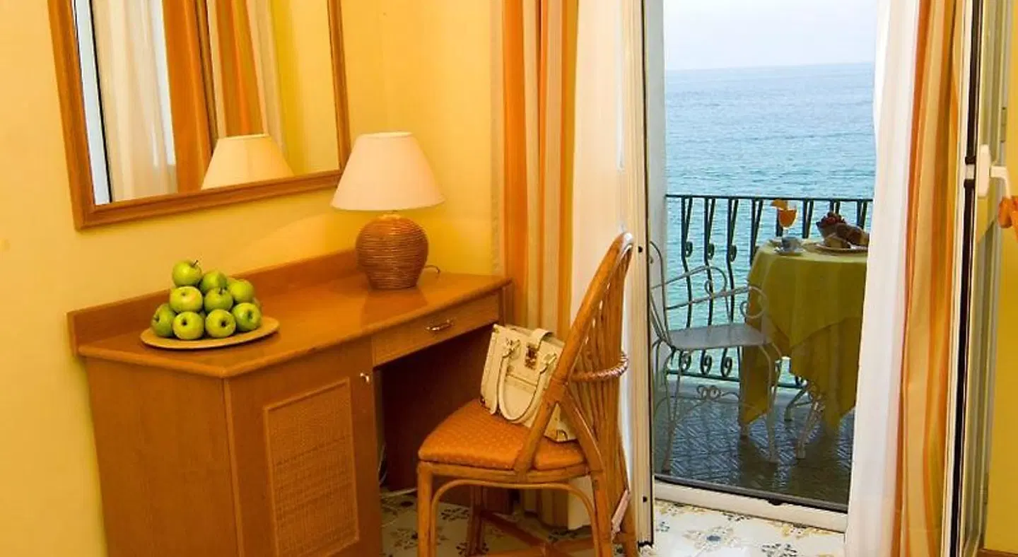Ambasciatori ROOM_EXAMPLE
