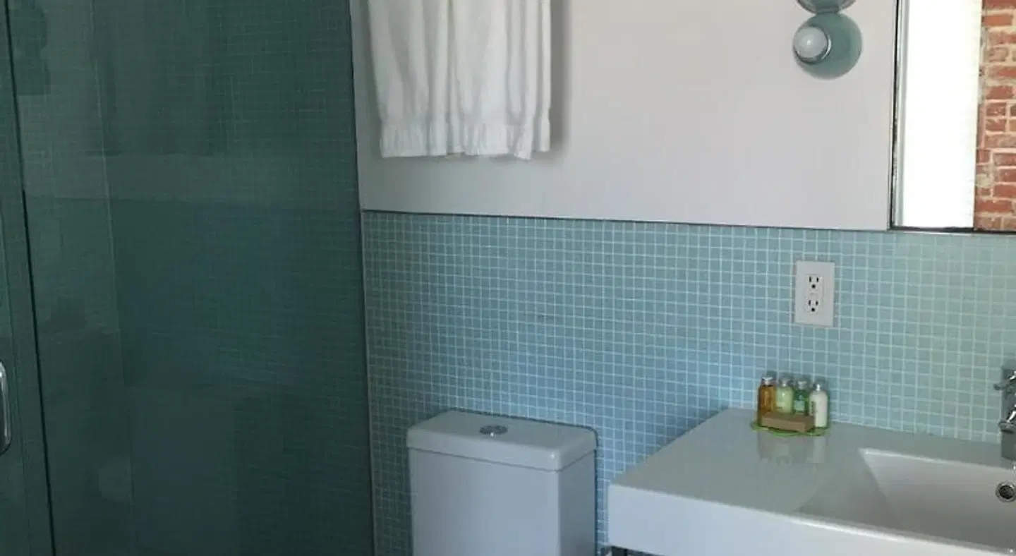 Venice Breeze Suites ROOM_EXAMPLE