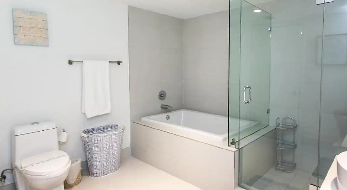 Beachwalk Elite Hotels and Resorts Badezimmer