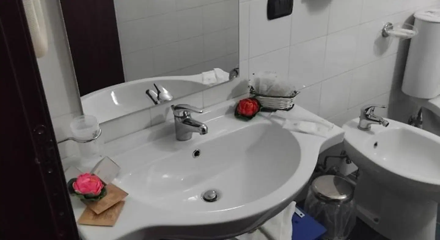 Hotel Sant'Elia Badezimmer