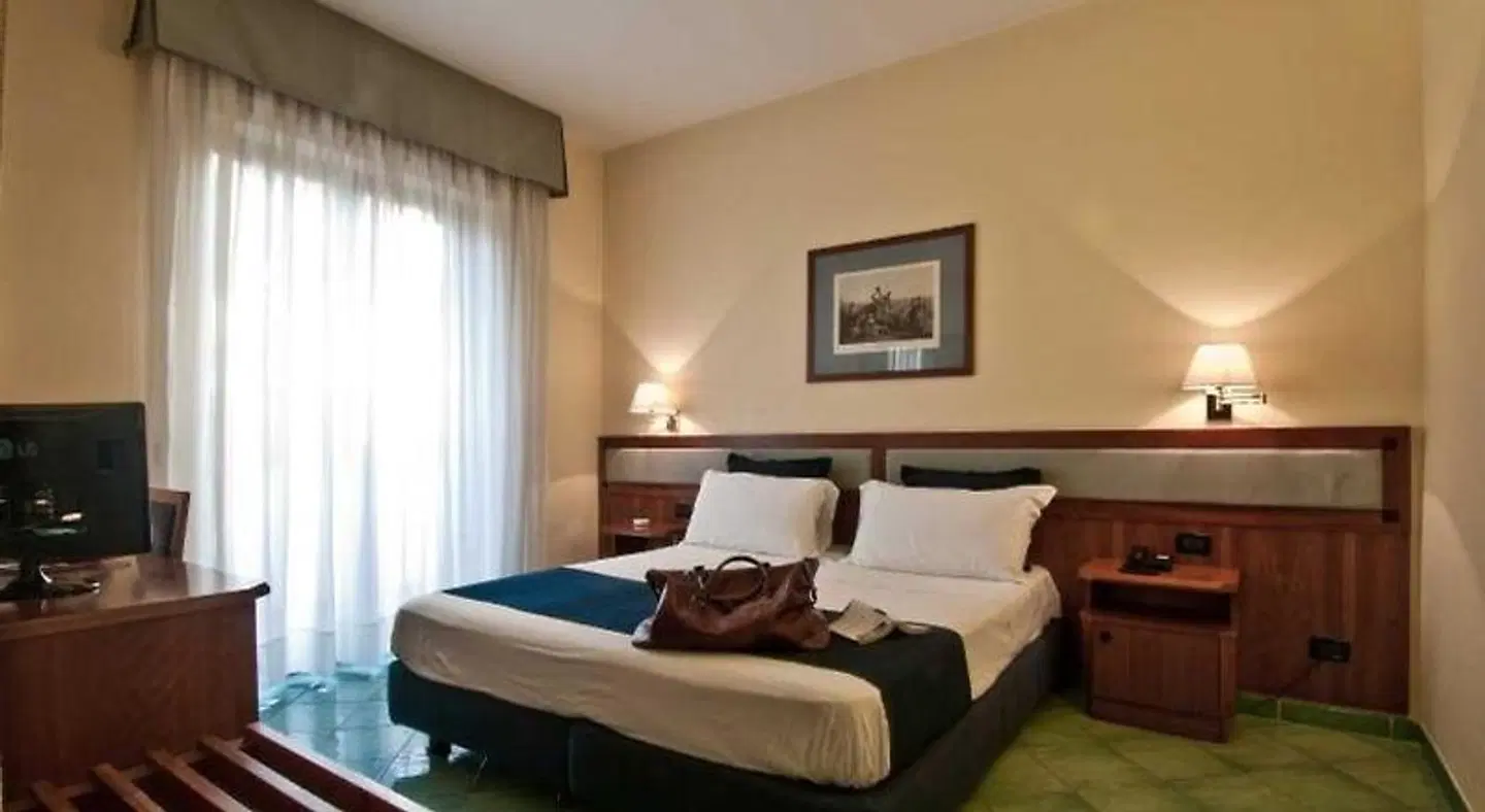 Marad ROOM_EXAMPLE
