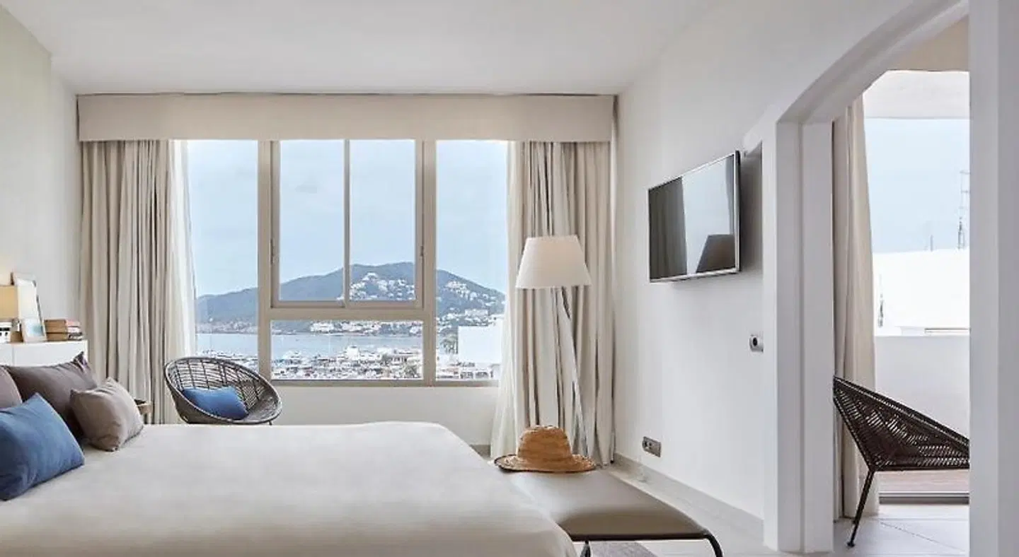 Tres Torres ROOM_EXAMPLE